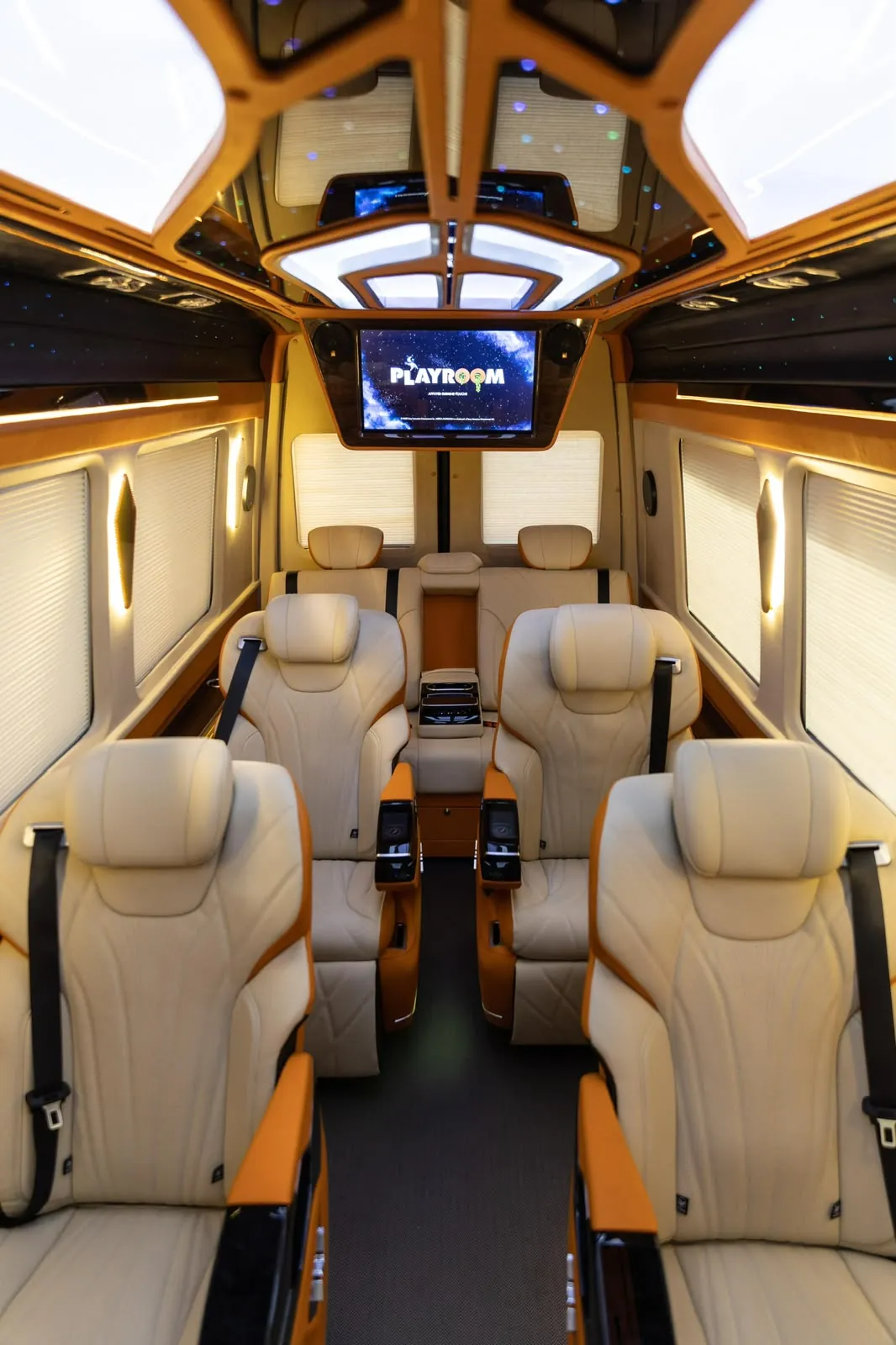 Sprinter VIP lounge cabin